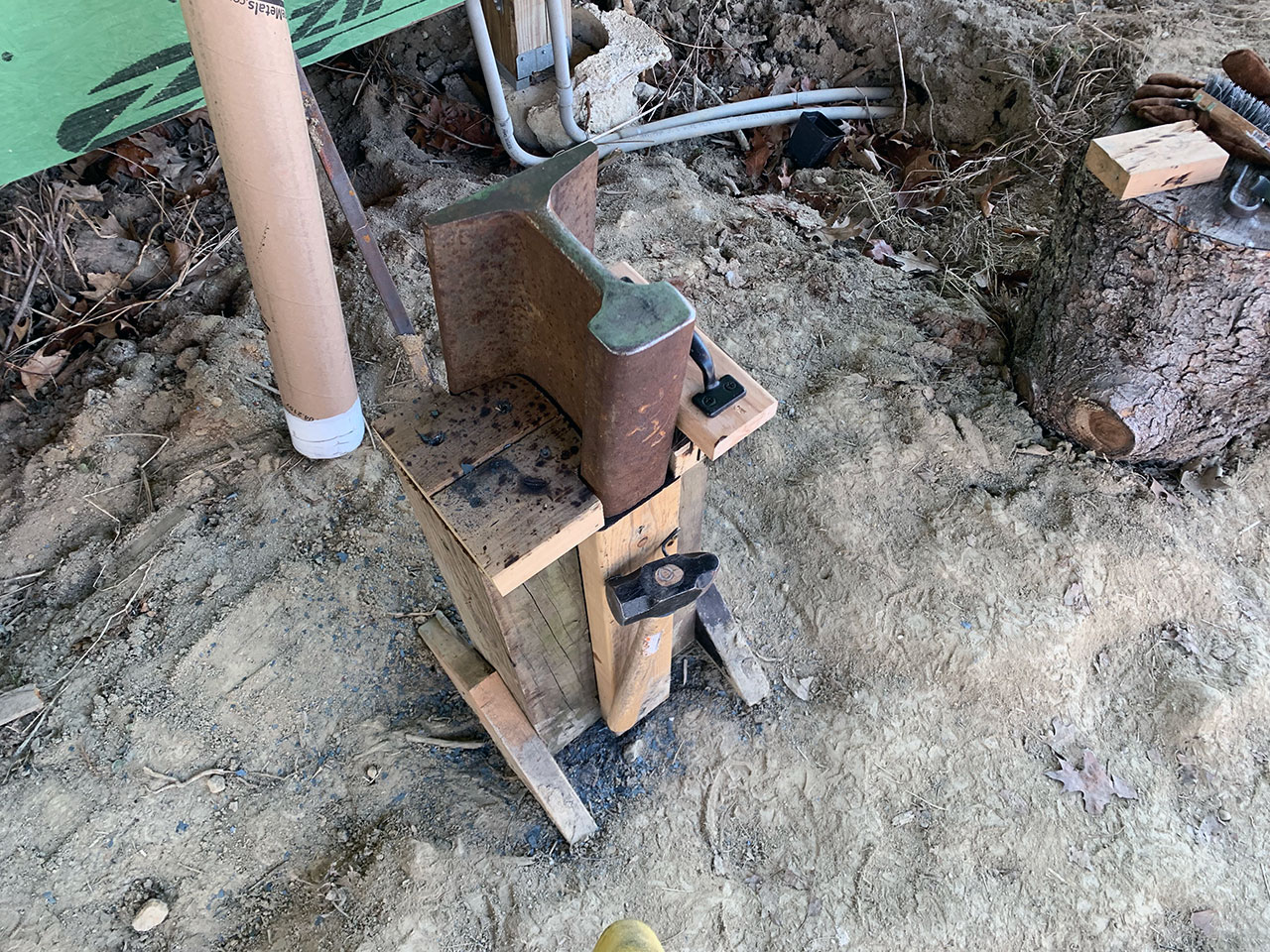 DIY Blacksmithing Railroad track anvil